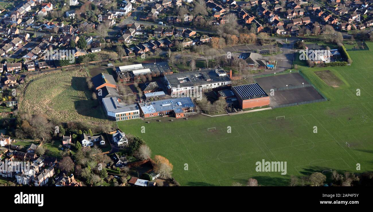 Luftbild der Bishops' Blue Coat High School, Chester, Cheshire, Großbritannien Stockfoto
