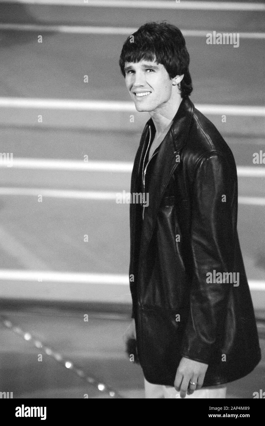 Sanremo Italien 22.02.1996, Take That, Gäste des Festival von Sanremo 1996: Jason Orange während der Leistung Stockfoto