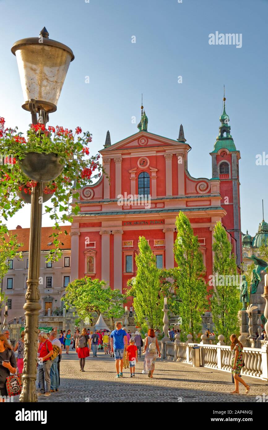 Franziskaner Kirche der Verkündigung, das Stadtzentrum von Ljubljana, der Hauptstadt Sloweniens. Stockfoto