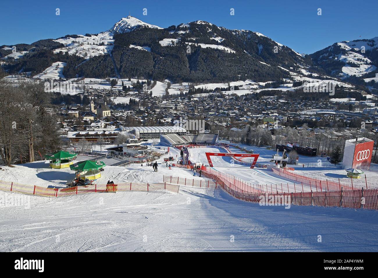 Vorschaubilder für die Audi FIS Alpine Ski World Cup Downhill Rennen am 21. Januar in Kitzbühel, Österreich 2020. Stockfoto