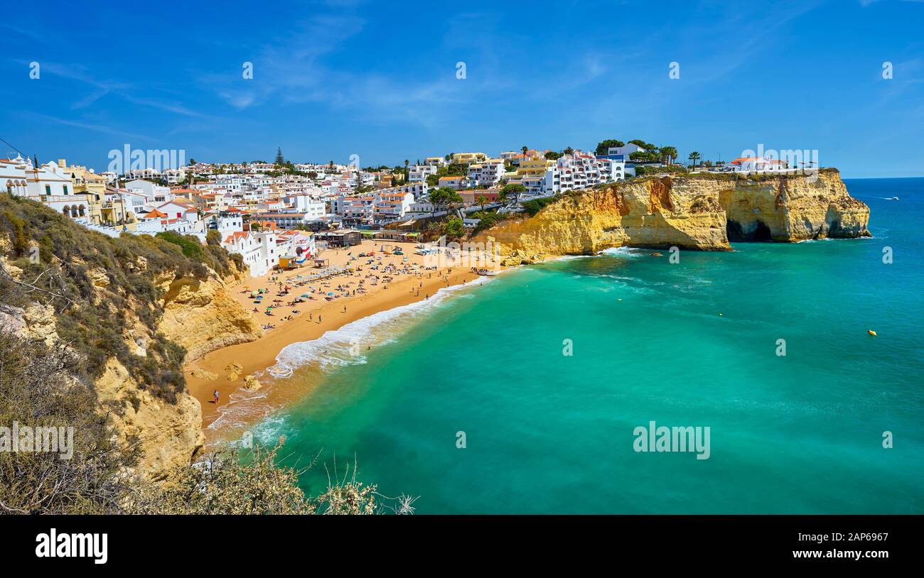 Strand von Carvoeiro, Algarve, Portugal Stockfoto