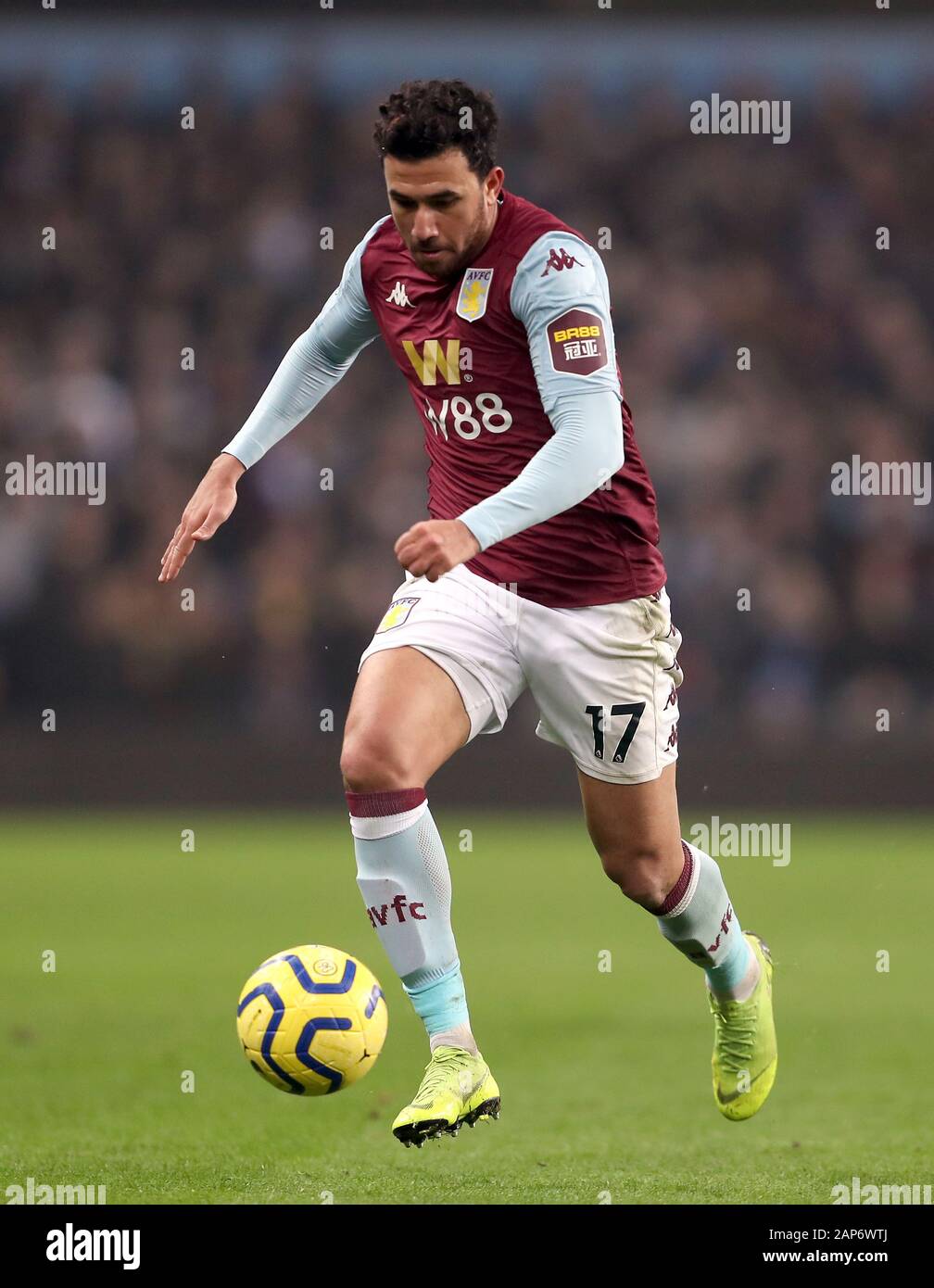 Aston Villa Trezeguet während der Premier League Match in der Villa Park, Birmingham. Stockfoto