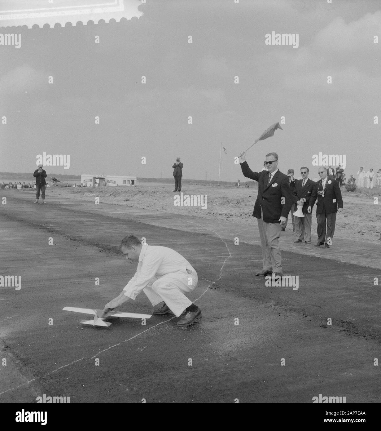 Tag der Luft Sport auf terlet. Jhr. A. Feith öffnet den Tag Datum: Juni 18, 1961 Keywords: Öffnungen Persönlicher Name: jhr. Mr. A. Feith Stockfoto