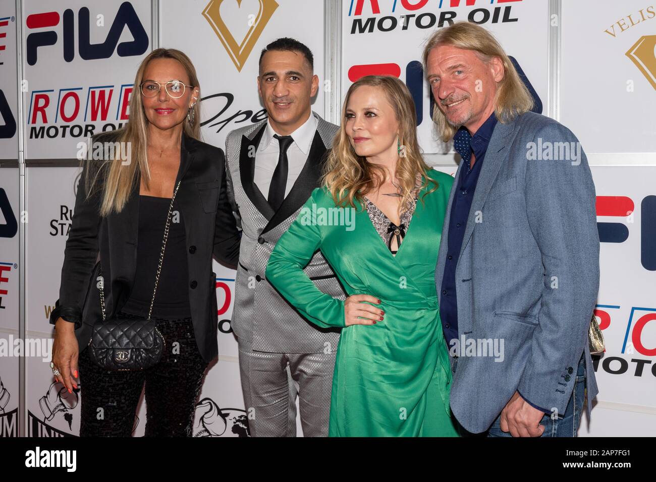 Hamburg, WYC Gym, Universum Box-Promotion, Neustart, 15.06.2019, Natascha Ochsenknecht, Regina Halmich, Ismail Özen-Otto (Promoter Universum Box-Promo Stockfoto