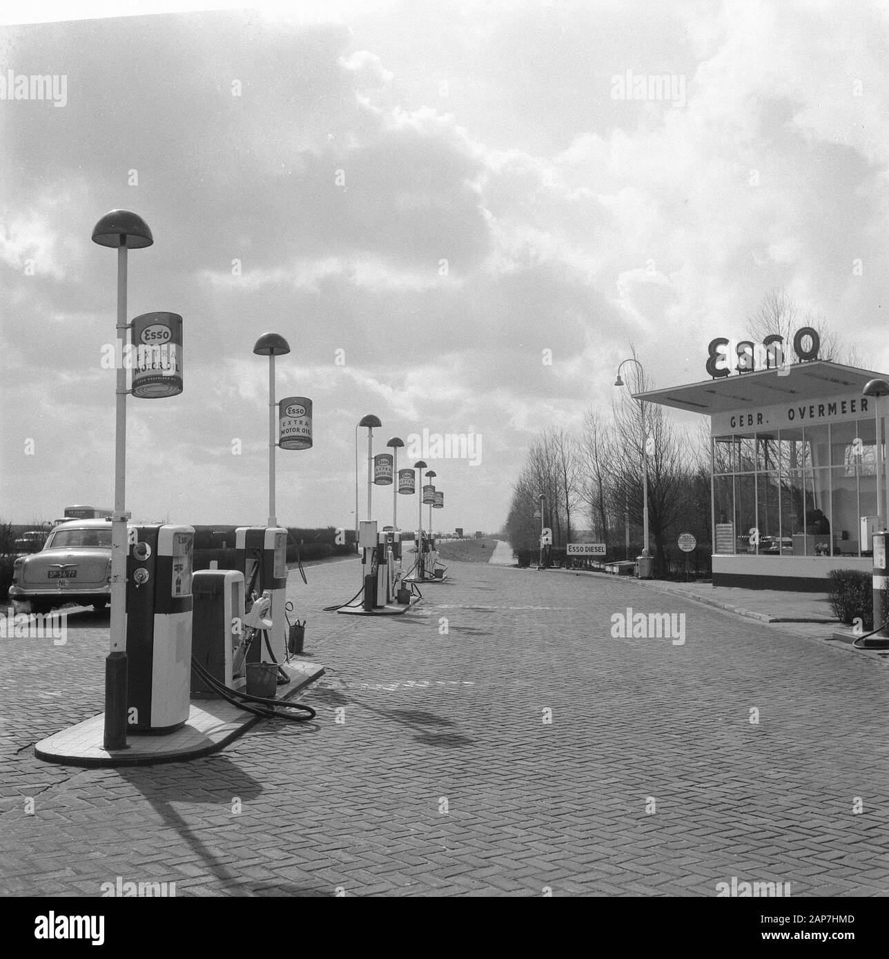 Tankstelle an der Utrechtse weg Datum: März 28, 1962 Stichworte: Tankstellen Stockfoto
