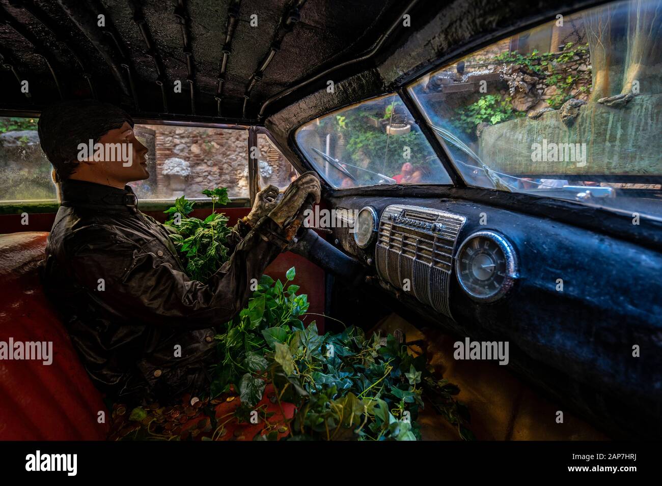 Kunstinstallationen im Salvador Dali Museum in Figueres, Spanien Stockfoto