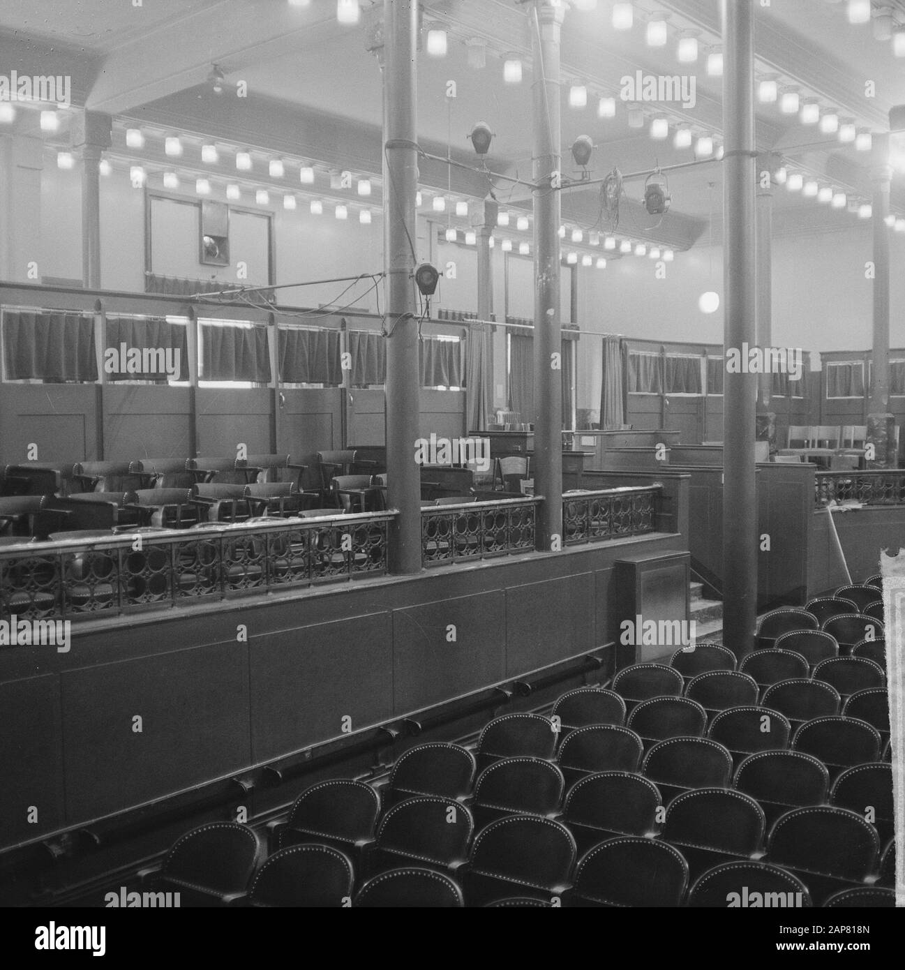 Centraal Theater in- en exterieur Datum: 26. Februar 1965 Schlagwörter: Interieur, Theater Stockfoto