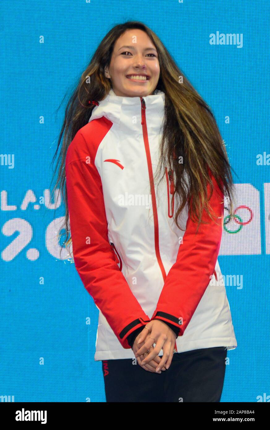 Lausanne Schweiz Januar 2020 Die Krankelnde Eileen Gu Aus China Feiert Bei Der Freiski Halfpipe Veranstaltung Der Frauen Bei Den Olympischen Jugend Winterspielen 2020 In Der Schweiz In Lausanne Die Goldmedaille Kredit Christopher Levy Zuma Wire Alamy