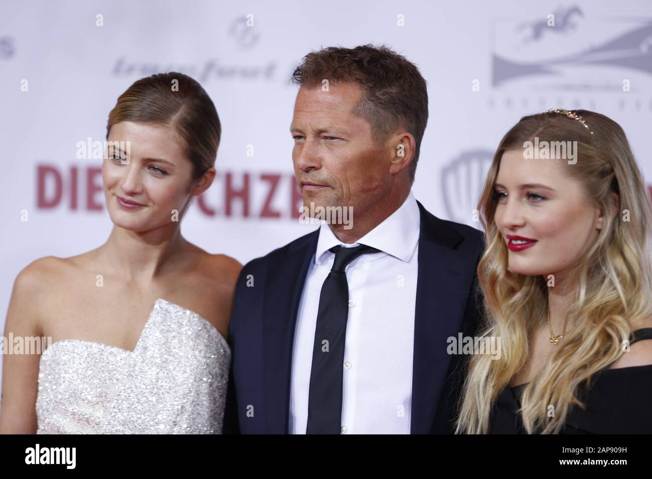 Berlin, Deutschland. Januar 2020. Berlin:Das Foto zeigt die Regisseur und Schauspieler Til Schweiger und Luna Schweiger und Lilli Schweiger auf dem roten Teppich vor dem Zoopalast. (Foto von Simone Kuhlmey/Pacific Press) Credit: Pacific Press Agency/Alamy Live News Stockfoto