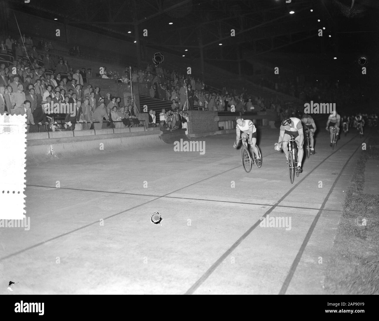 Baankamp Nederland 1954, 50 km prof onafh. 1 J. Derksen, 2 C. Bijster, 3 H. Faanhof Datum: 17. Juni 1954 Stockfoto