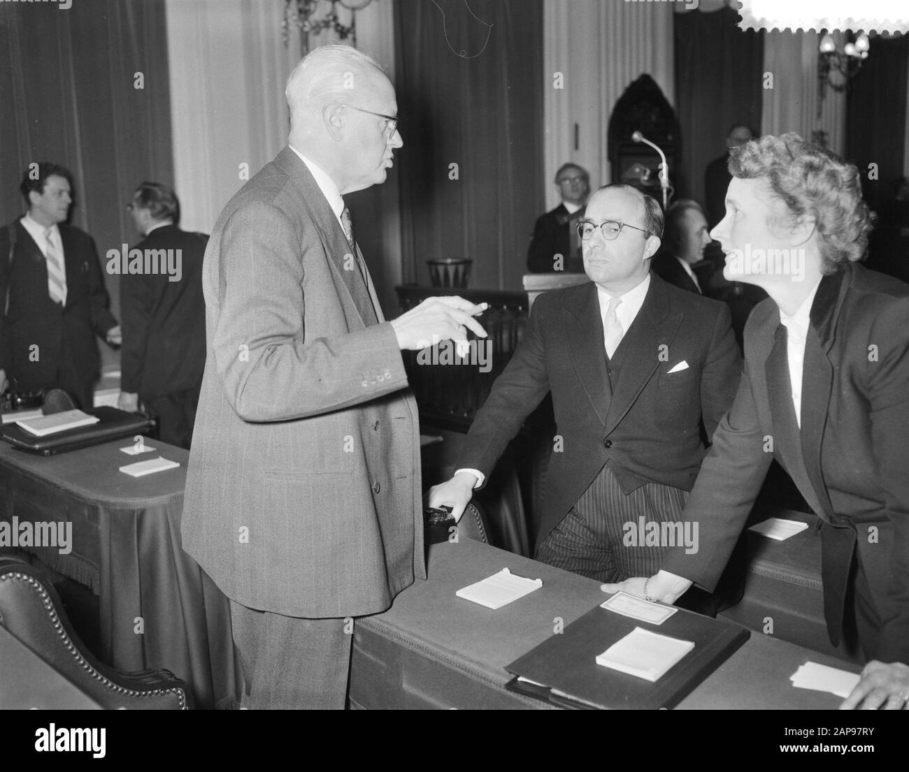 Außerordentliche Sitzung des Repräsentantenhauses von Professor Romme, mr. CALs and Miss Clog Datum: 20. März 1959 Stockfoto