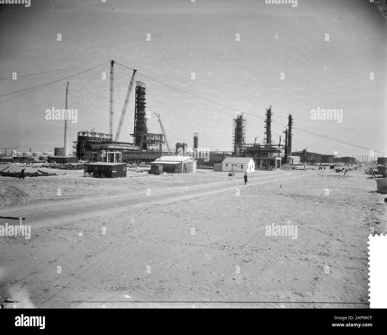Bau der Esso-Raffinerie im Botlek-Gebiet bei Rotterdam Datum: 4. Juni 1959 Stockfoto