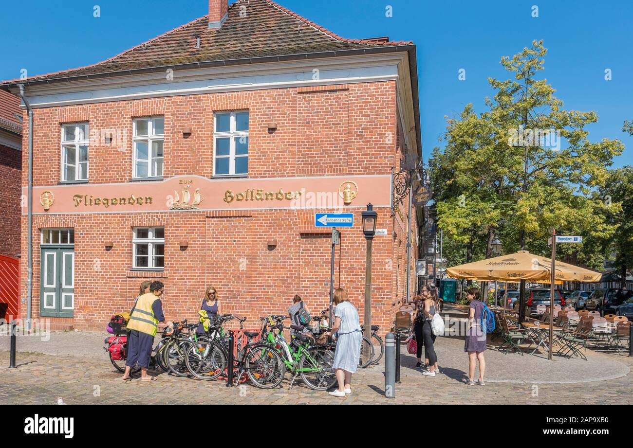 Fahrradtour im holländischen Viertel Stockfoto