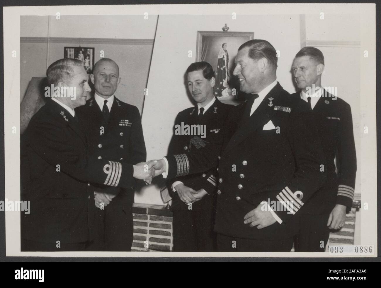 Kommandeure, Marine, U-Boote, Miller A., Booy o. D., .Willings J.j.V., Eeghen C.h.V., Sillevis-Smit J.H. Datum: 1. Dezember 1950 Ort: Rotterdam, Zuid-Holland Schlüsselwörter: Kommandeure , Marine, U-Boote persönlicher Name: .Willings J.J.V., Booy o. D., Eeghen C.h.V., Molenaar A., Sillevis-Smit J.H. Stockfoto