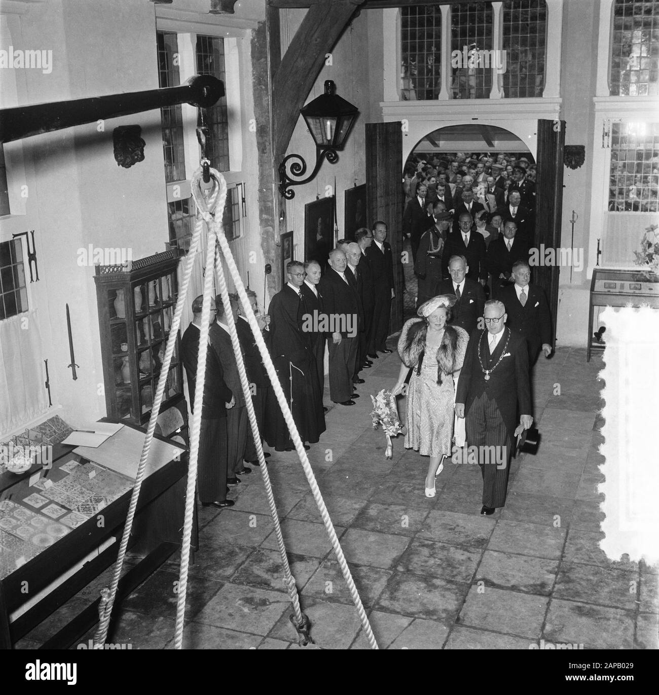 Besuchen Sie Königin Juliana zu Gouda Datum: 20. Juli 1952 Ort: Gouda Schlüsselwörter: Besuche persönlicher Name: Juliana, Königin Stockfoto