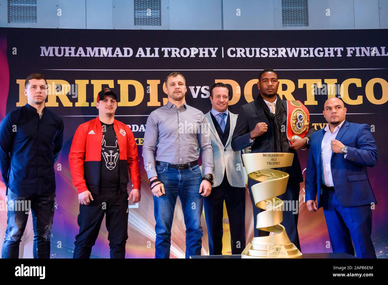 Riga, Lettland. Januar 2020. Pressekonferenz von Mairis Briedis und Yuniel Dorticos, bevor sie bei der World Boxing Super Series um den IBF-Titel kämpfen. Credit: Gints Ivuskans/Alamy Live News Stockfoto