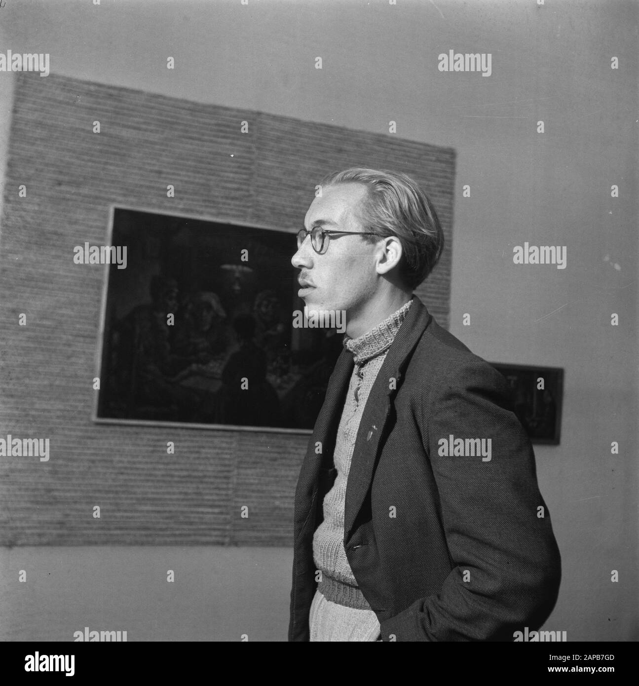 Vincent van Gogh Ausstellung im Stedelijk Museum von Amsterdam (1945) Beschreibung: [Bildender Künstler oder Schriftsteller?] Datum: Oktober 1945 Ort: Amsterdam Schlagwörter: Bildende Kunst, Museen, Ausstellungen Institutsname: Rijksmuseum Stockfoto