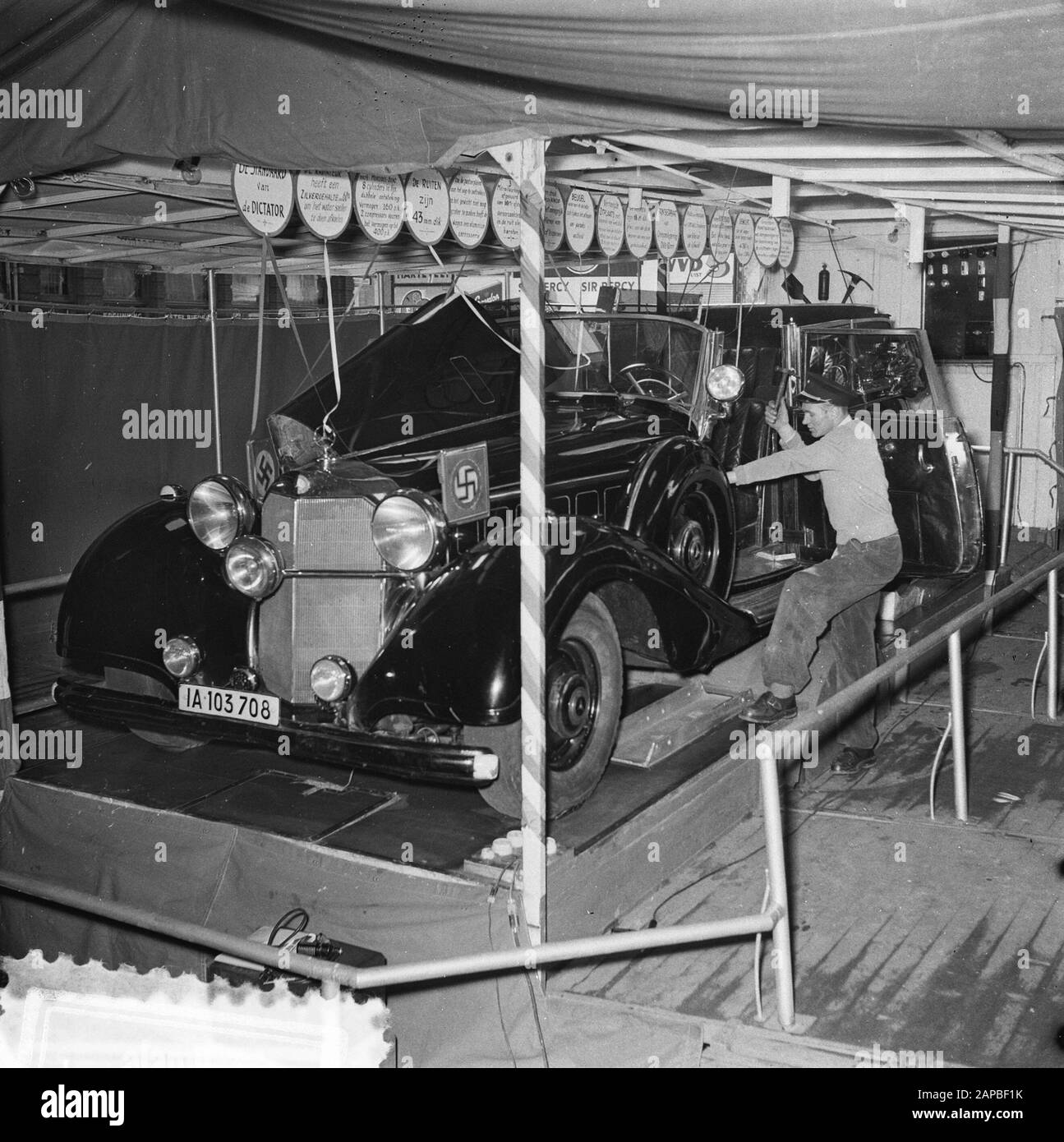 Auto van Hitler in Amsterdam Datum: 5. April 1954 Ort: Amsterdam, Noord-Holland Schlagwörter: Personenname des Autos: Hitler, Adolf Stockfoto