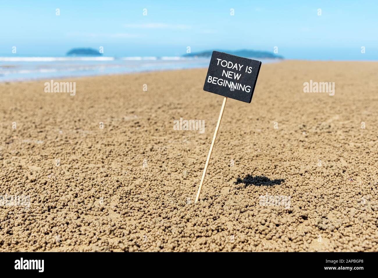 Motivierende und Lebensinspirierende Zitate - heute ist ein neuer Anfang. Stockfoto