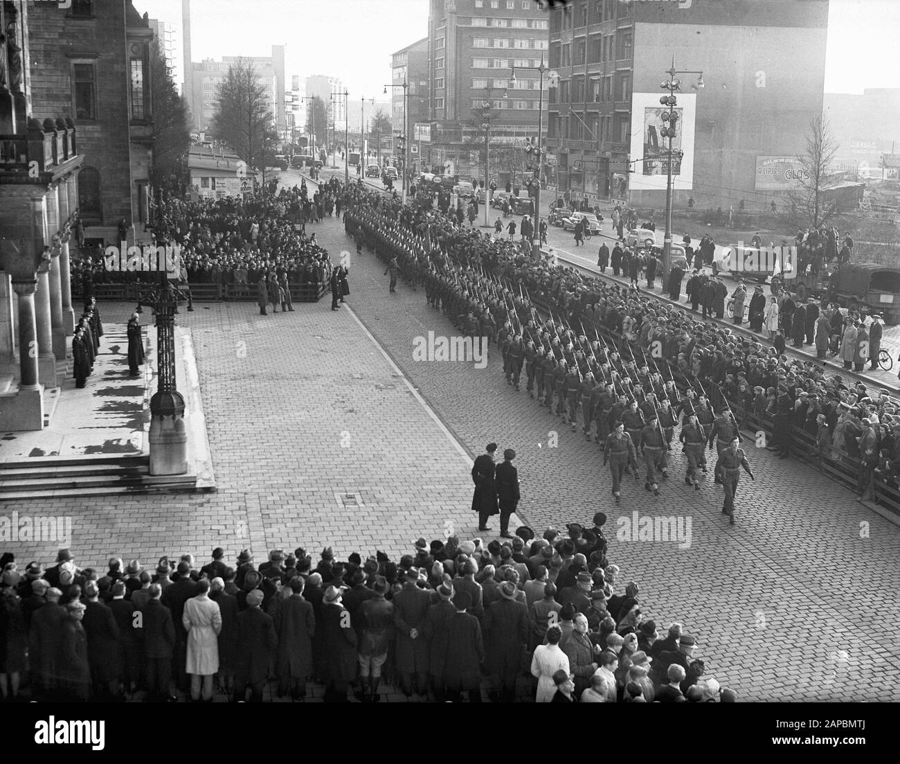 Defile Marine Corps Datum: 10. Dezember 1947 Schlüsselwörter: Defile Institution Name: Marine Corps Stockfoto