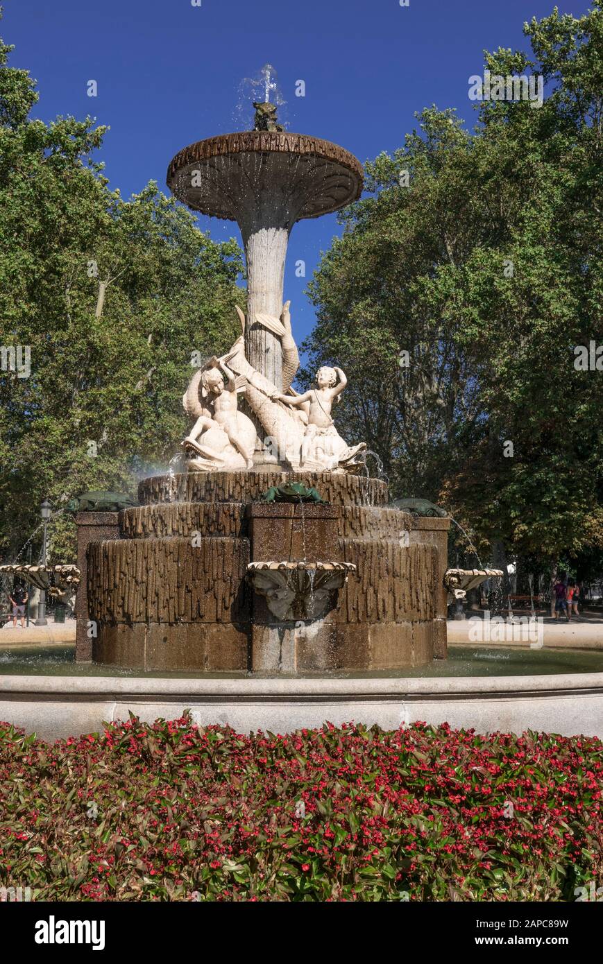 Brunnen im Retiro Park Madrid, Spanien Stockfoto