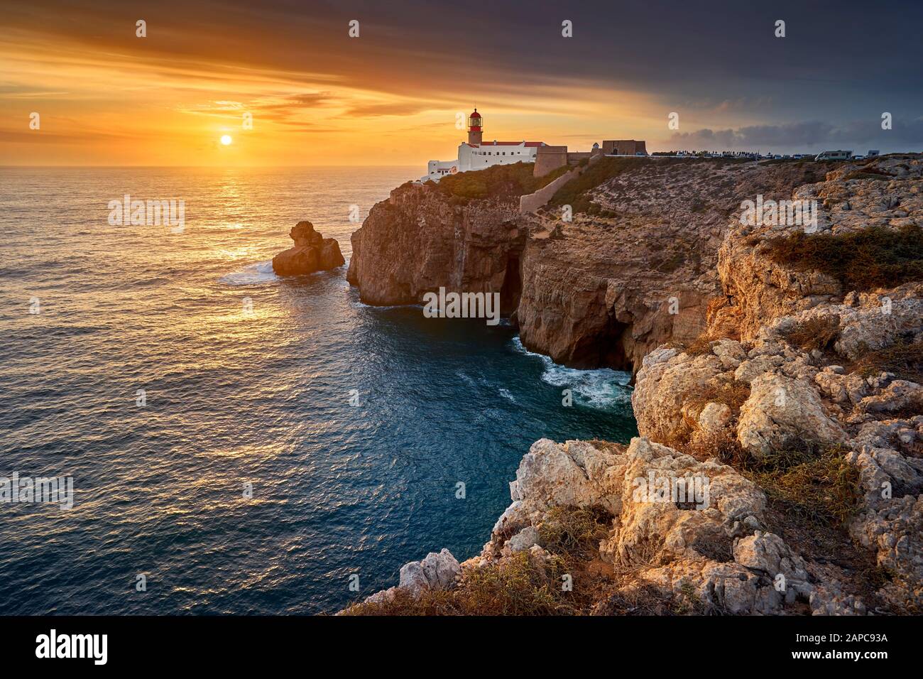 Cabo de Sao Vicente Leuchtturm bei Sonnenuntergang, Sagres, Algarve, Portugal Stockfoto