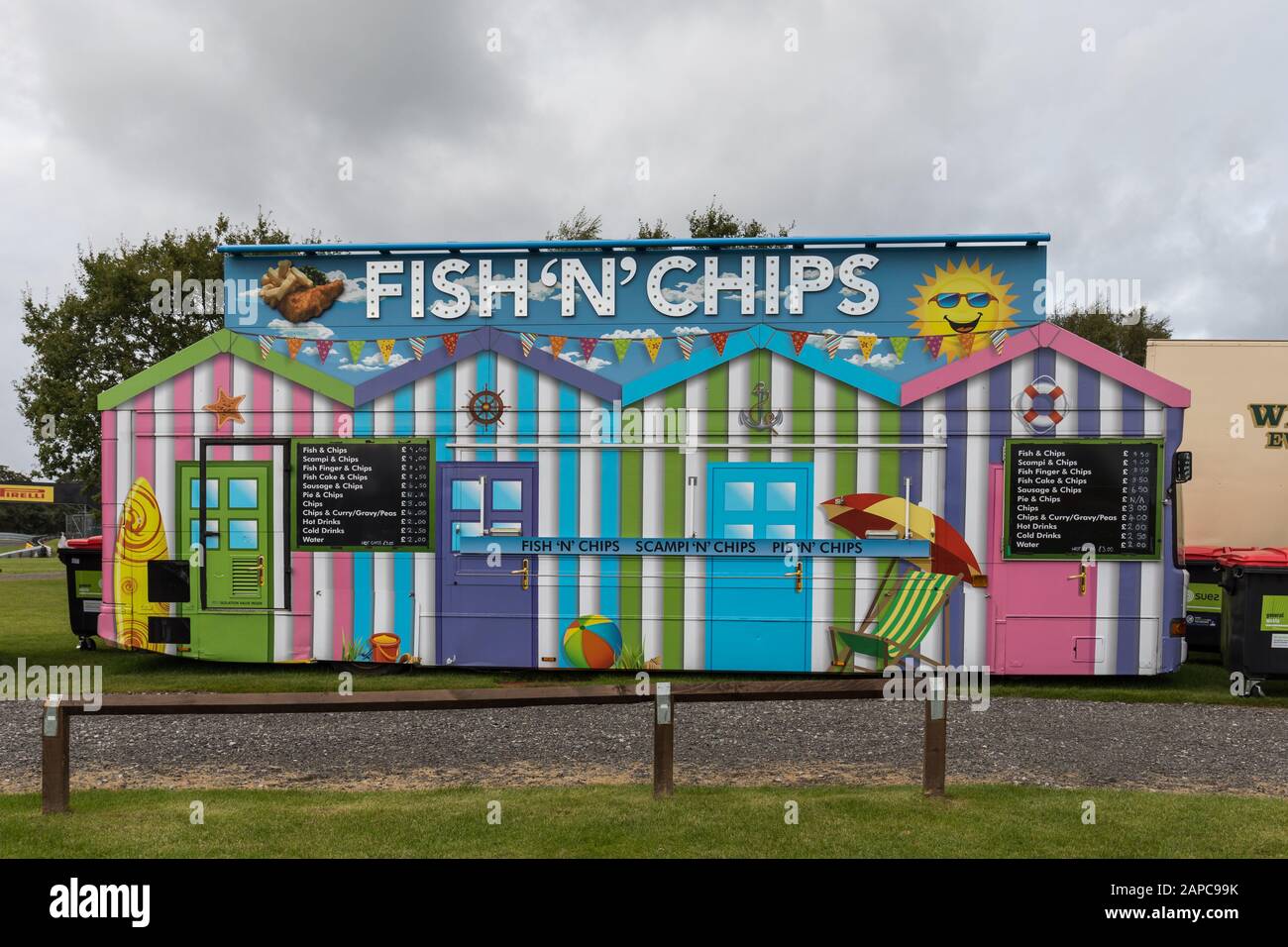 Mobile Fish and Chips Catering-Van - Oulton Park, Großbritannien Stockfoto