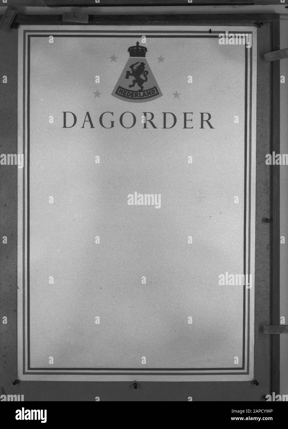 HIE [Holland in England]/Anefo London Serie Beschreibung: Plakate und Flugschriften Weltkrieg; Beispiel Tag Bestelldatum: 1944 Ort: Großbritannien Schlagwörter: Plakate, Plakate, Weltkrieg Stockfoto