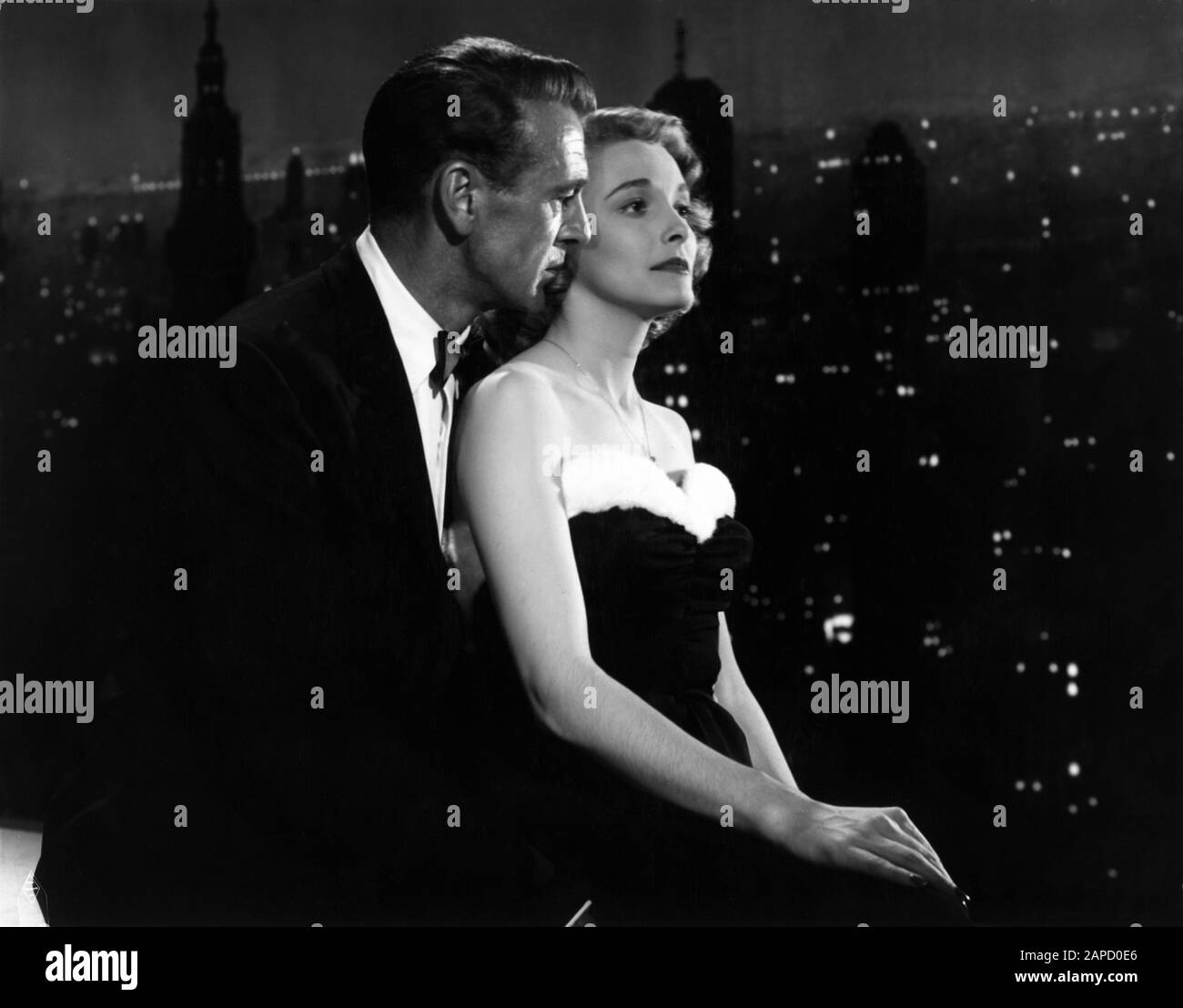 Gary COOPER als Howard Roark und PATRICIA NEAL als Dominique Francon in DER  FOUNTAINHEAD 1949 Regisseur KING VIDOR Roman und Drehbuch AYN RAND Warner  Bros Stockfotografie - Alamy