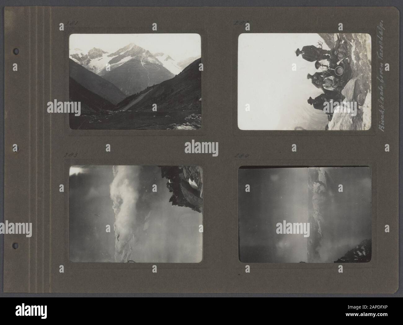 Fotoalbum Fischer: Schweden, Finnland, Alpen, 1919-1922 Beschreibung: Album-Blatt mit vier Fotografien. Links oben: Berglandschaft. Oben rechts: Skigebiet oberhalb von Taeschalp. Links unten: Wolken zwischen den Bergen. Unten rechts: Wolken zwischen den Bergen Datum: 1. August 1921 Ort: Schweiz Schlagwörter: Berge, Klettern und Bergsteigen Stockfoto