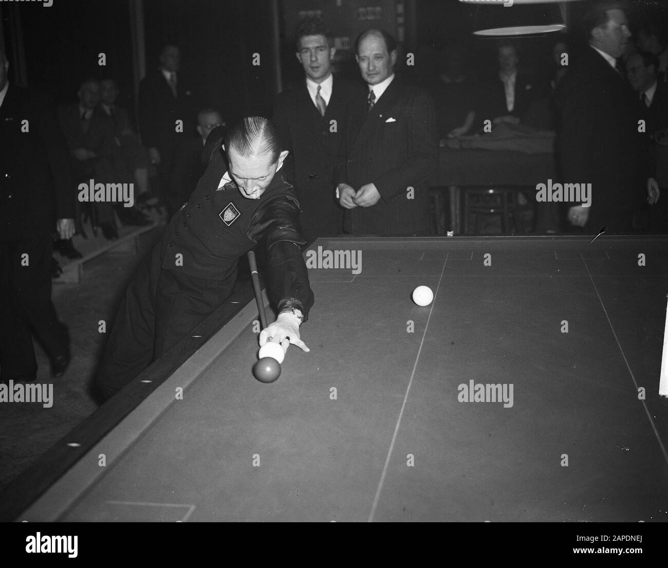 Billardweltmeisterschaften 47/2. Scheveningen Datum: 19. Dezember 1948 Ort: Scheveningen, Zuid-Holland Stichwörter: Biljarten, Meisterschaften Stockfoto