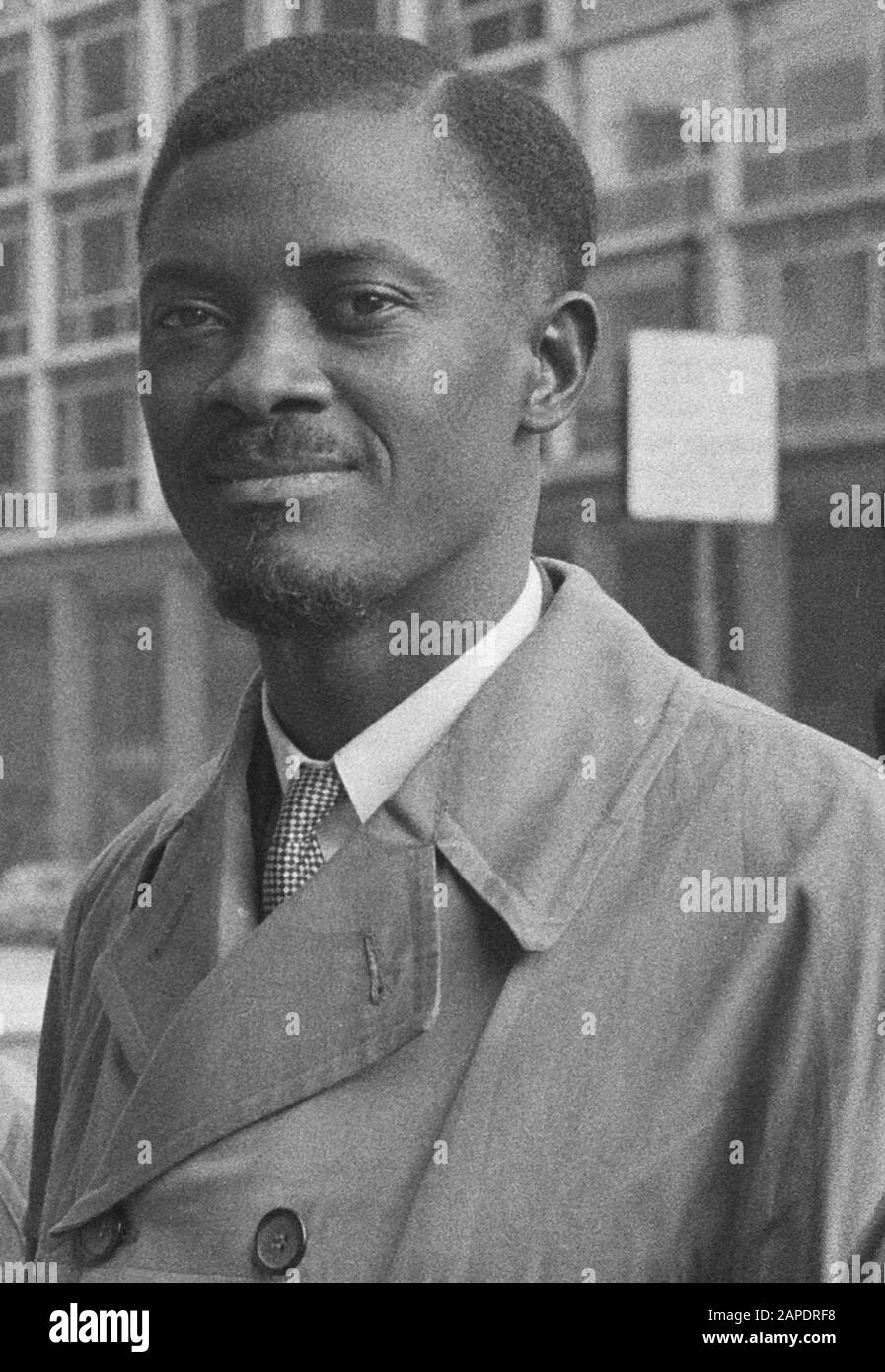 Japanisch: Patrice Lumumba am Runden Tisch in Brüssel im Januar 1960: Patrice Lumumba, während der runden Tischkonferenz in Brüssel im Januar 1960; Stockfoto