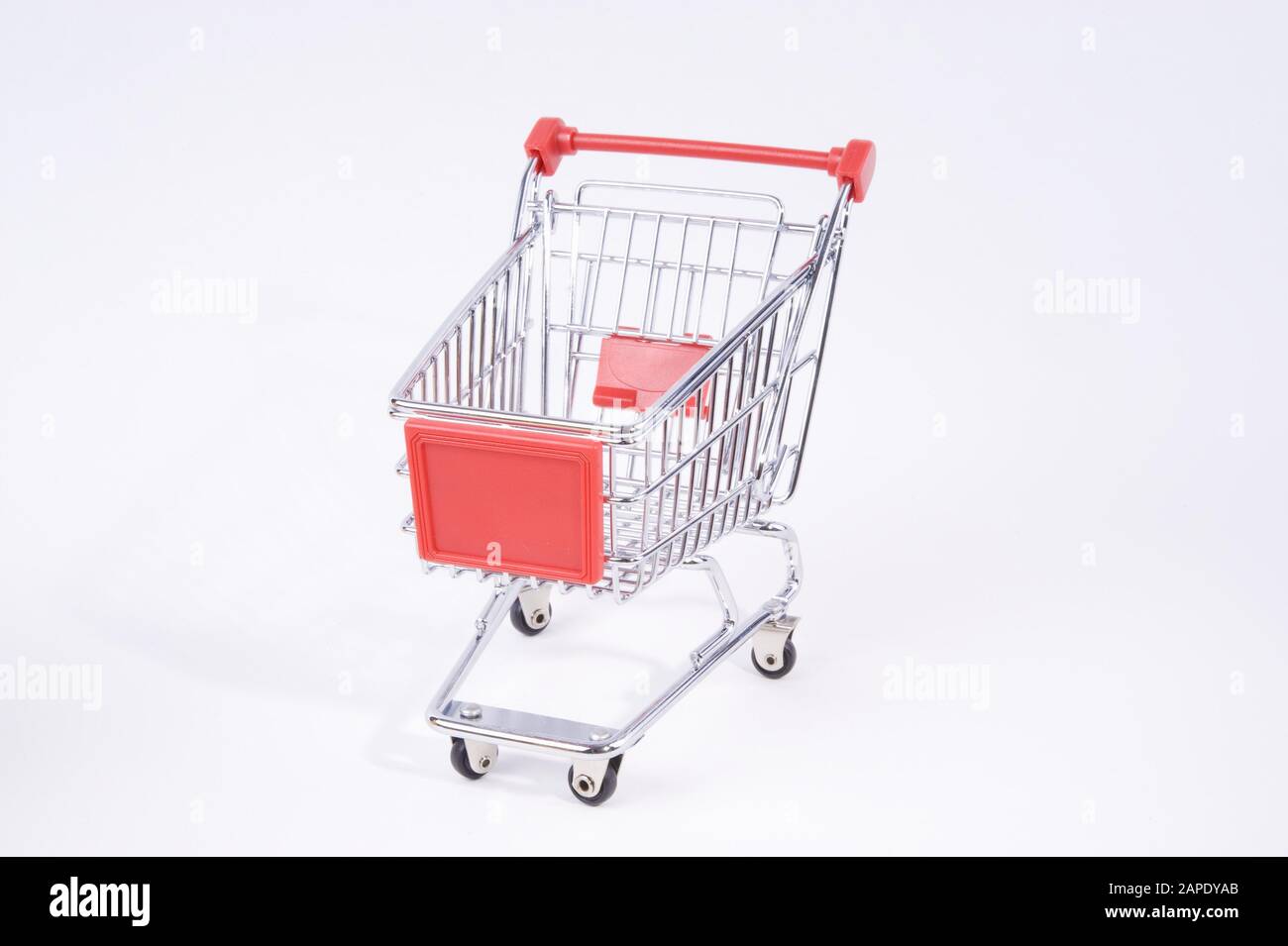 Mini-Einkaufswagen - Warenkorb Stockfoto