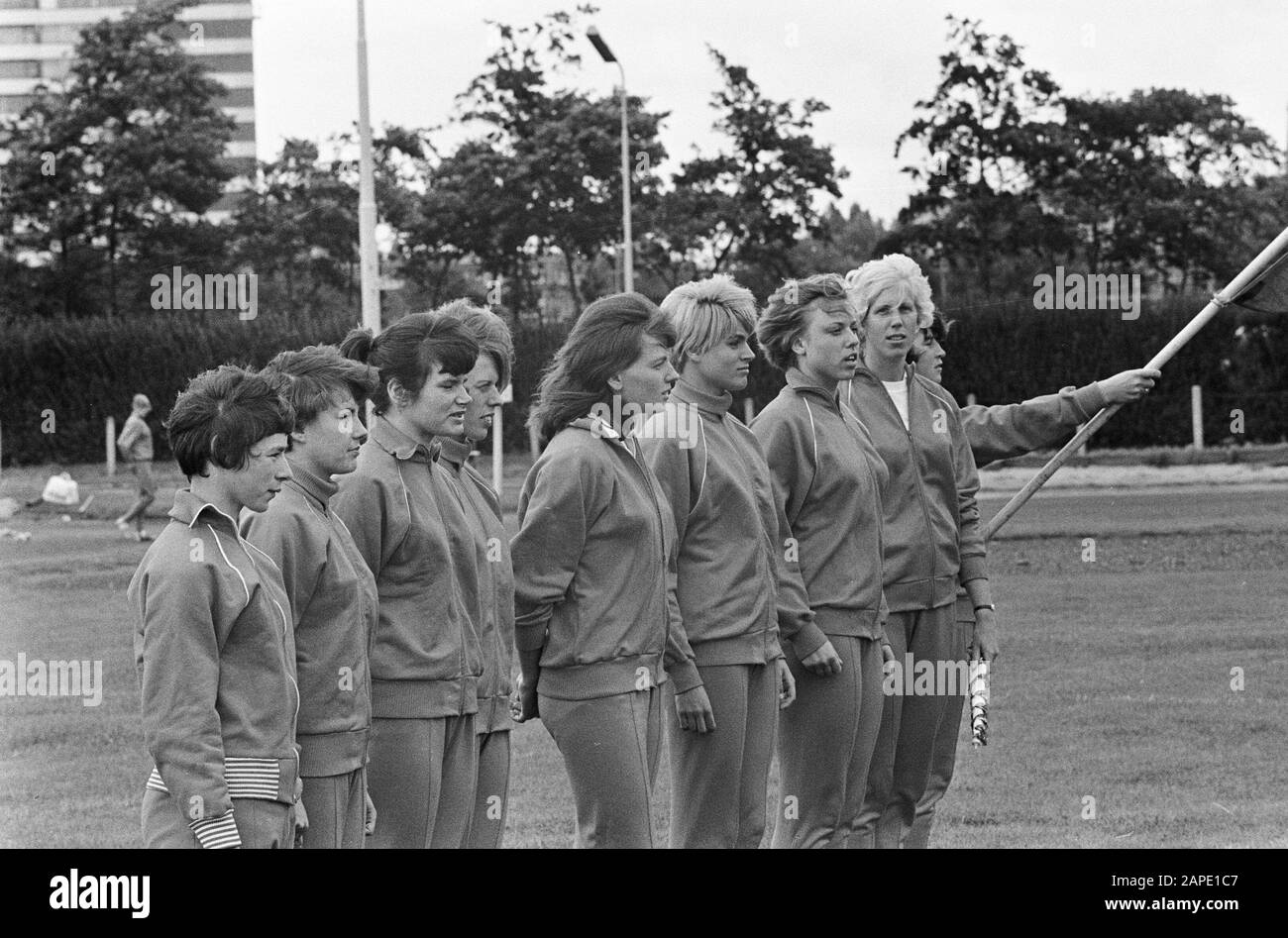 Leichtathletik, niederländische Leichtathletik-Nationalmannschaft Der Frauen Datum: 15. August 1966 Schlagwörter: ALETICS, Leichtathletik-Teams Stockfoto