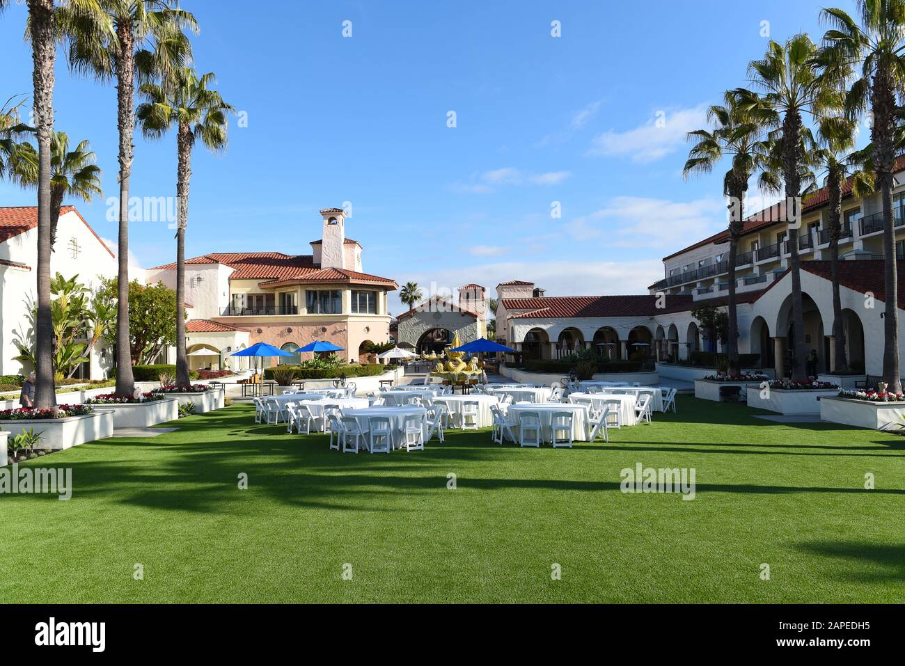 HUNTINGTON BEACH, KALIFORNIEN - 22. JANUAR 2020: Hyatt Regency Hotel. Das Gelände im Luxushotel an der PCH in Huntington Beach, Kalifornien. Stockfoto