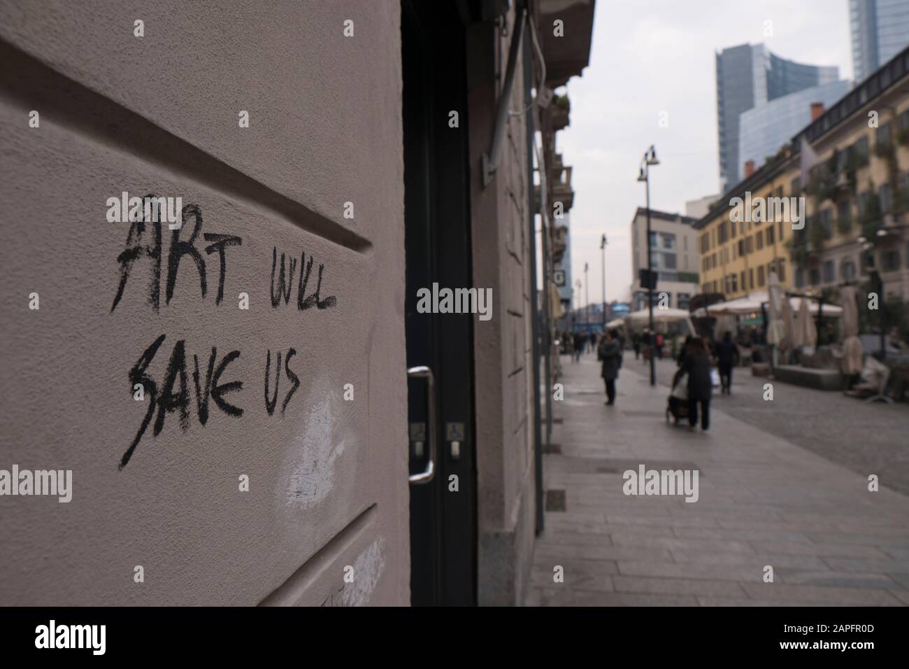 Kunst Rettet Uns Graffiti in der künstlerischen Nachbarschaft von Brera in Mailand Italien Stockfoto