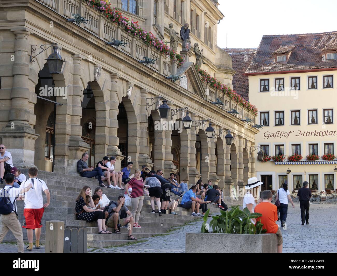 Zunfthalle am Marktplatz, Altstadt von Rothenburg ob der Tauber, Franken, Bayern, Deutschland Stockfoto