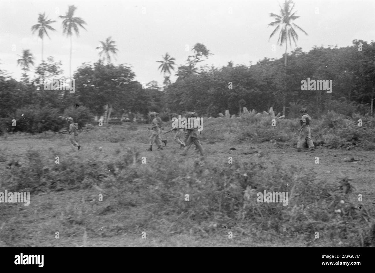 Erste Infanteriebrigade (7. Dezember Division) Beschreibung: Sammlung Photo Collection Service for Army Contacts Indonesia, Photon Number 251-1-2 Datum: 1947/01/01 Ort: Indonesien, Niederländisch-Indien Stockfoto