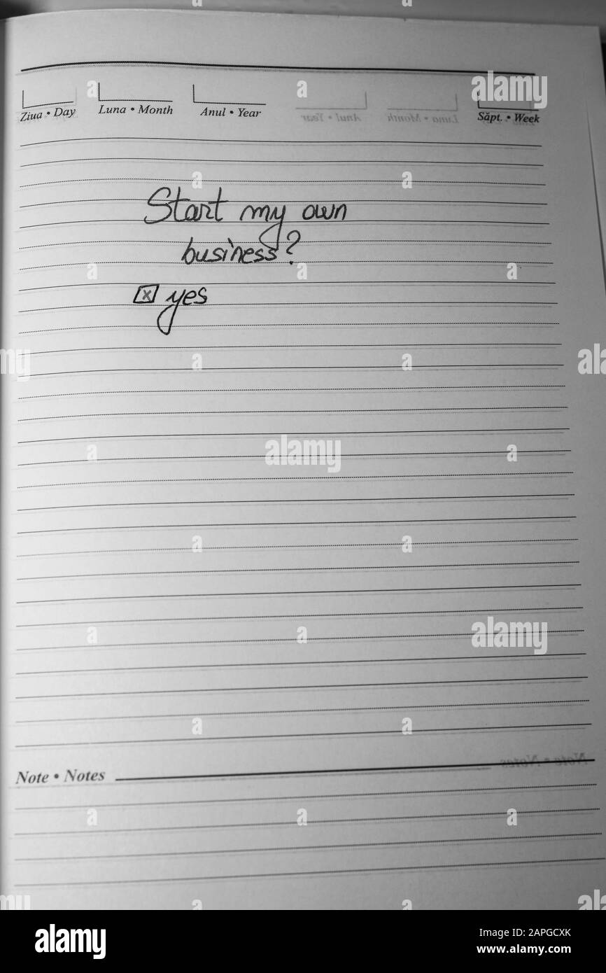 Beginnen Sie mein eigenes Geschäft und markieren Sie die Handschrift auf der Büro-Agenda. Kopierbereich. Stockfoto