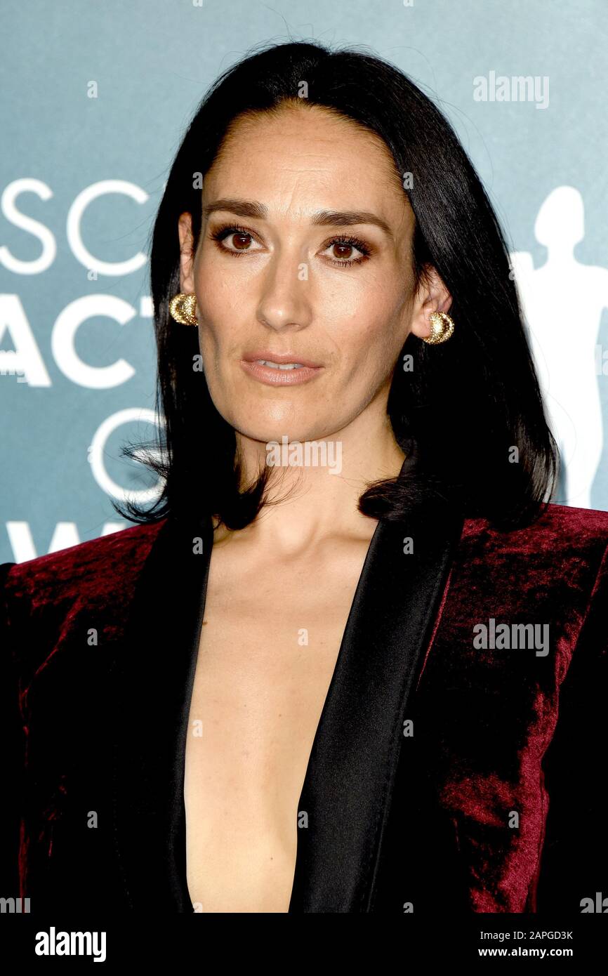 19. Januar 2020, Los Angeles, CA, USA: Los ANGELES - 19. JANUAR: Sian Clifford bei den 26. Screen Actors Guild Awards im Shrine Auditorium am 19. Januar 2020 in Los Angeles, CA (Credit Image: © Kay Blake/ZUMA Wire) Stockfoto