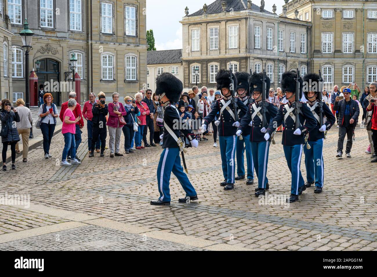 Den Kongelige Livgarde Fotos Und Bildmaterial In Hoher Aufl sung Alamy den-kongelige-livgarde-fotos-und-bildmaterial-in-hoher-aufl-sung-alamy