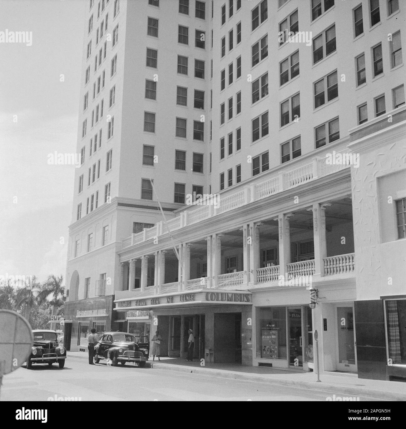 Reportage Miami Beschreibung: Columbus Hotel am Biscayne Boulevard in Miami Datum: 1948 Ort: Miami, USA Schlüsselwörter: Hotels, Stadtbild Stockfoto