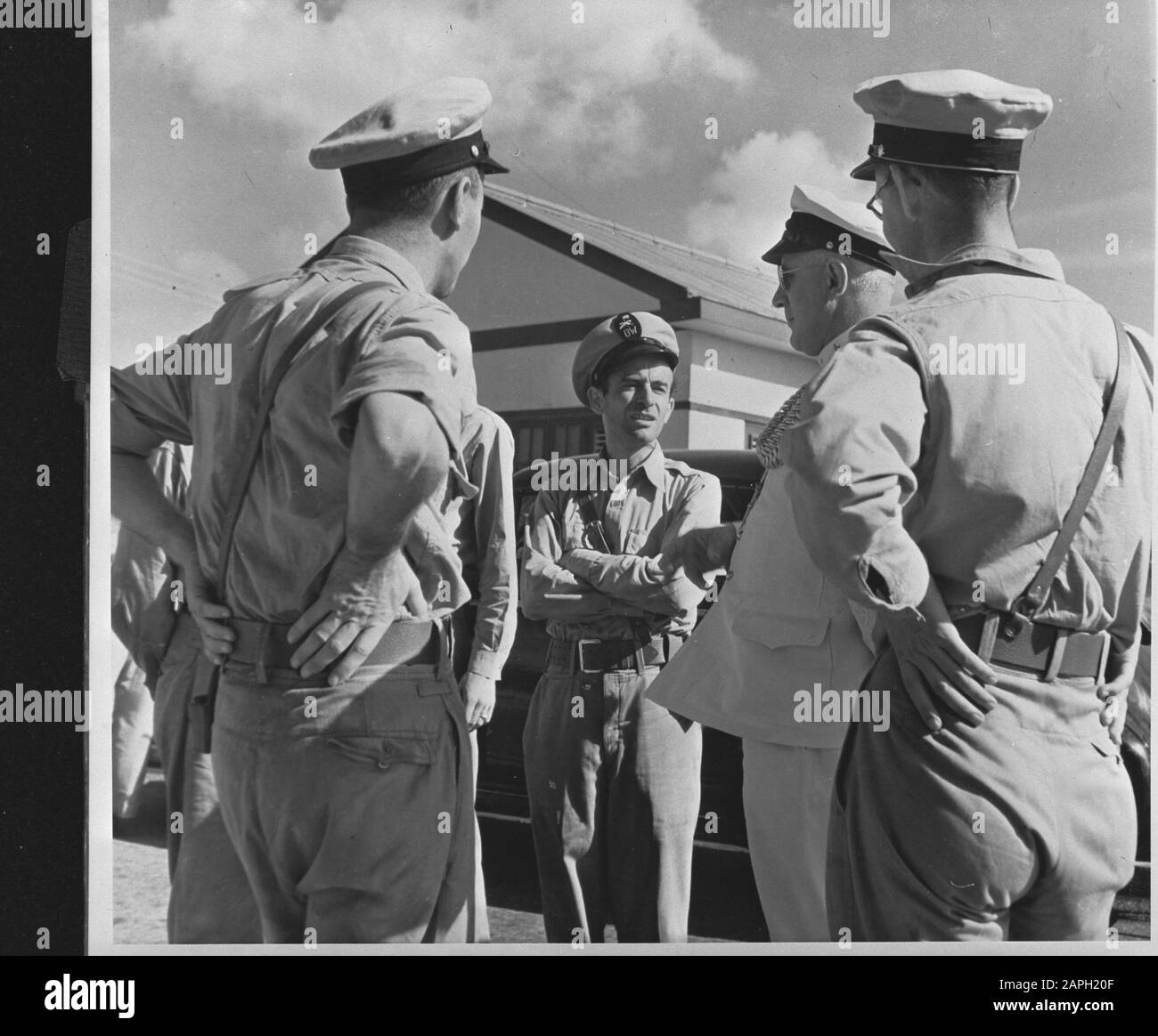 Wi [West Indies]/Anefo London Serie Beschreibung: Curaçao. Militärübung Feuerkorps Datum: {1940-1945} Ort: Curaçao Schlagwörter: Feuerwehren, Weltkrieg Stockfoto