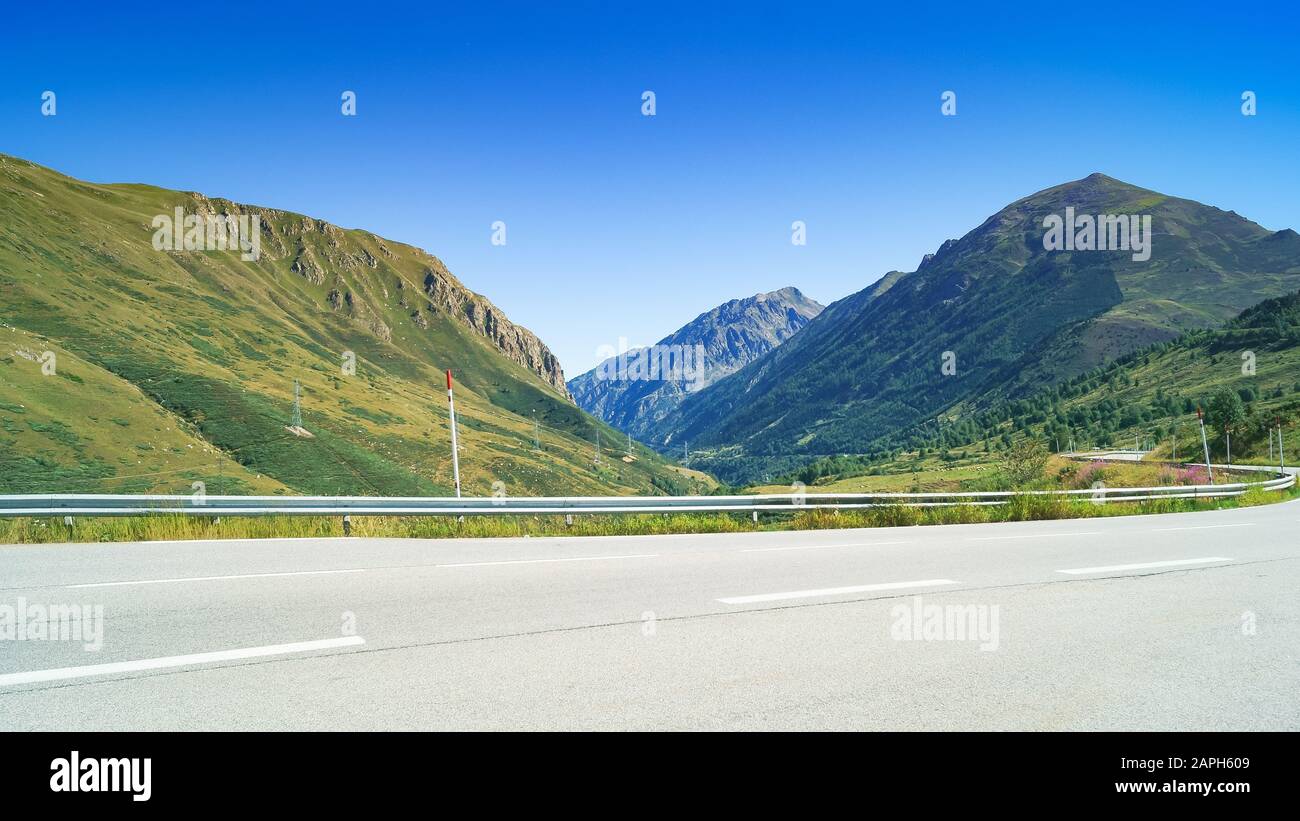 Gebirgskette Der Französischen Pyrenäen Stockfoto