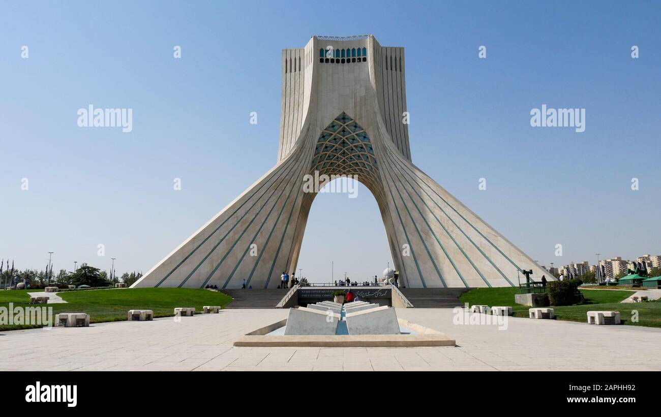 Azadí-Turm, der von der Sha von Persien (Teheran - Iran) gebaut werden soll Stockfoto
