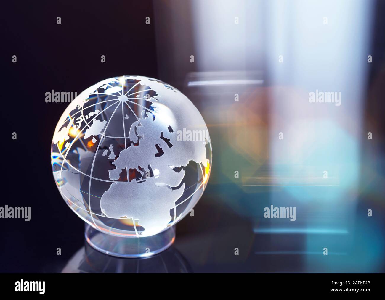 Glasklobus repräsentiert internationale Geschäfte und den Handel Stockfoto