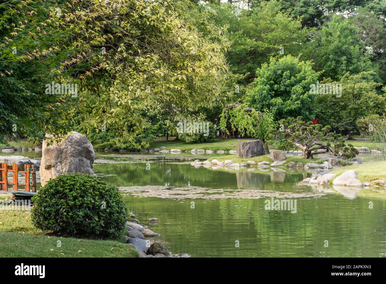 Schöner Blick auf den Park der japanischen Gärten in Palermo, Buenos Aires, Argentinien Stockfoto