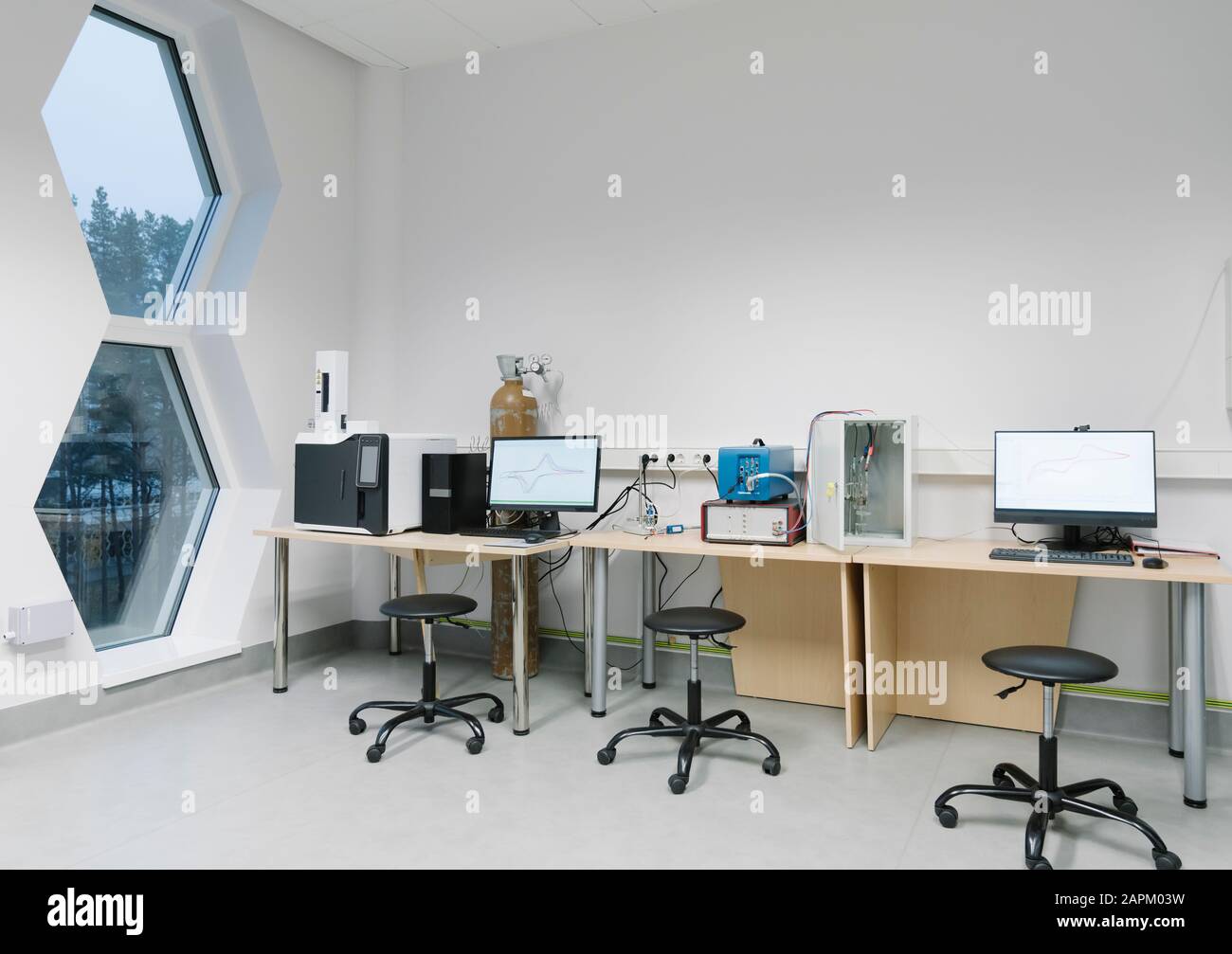 Arbeitsplatz in einem Labor Stockfoto