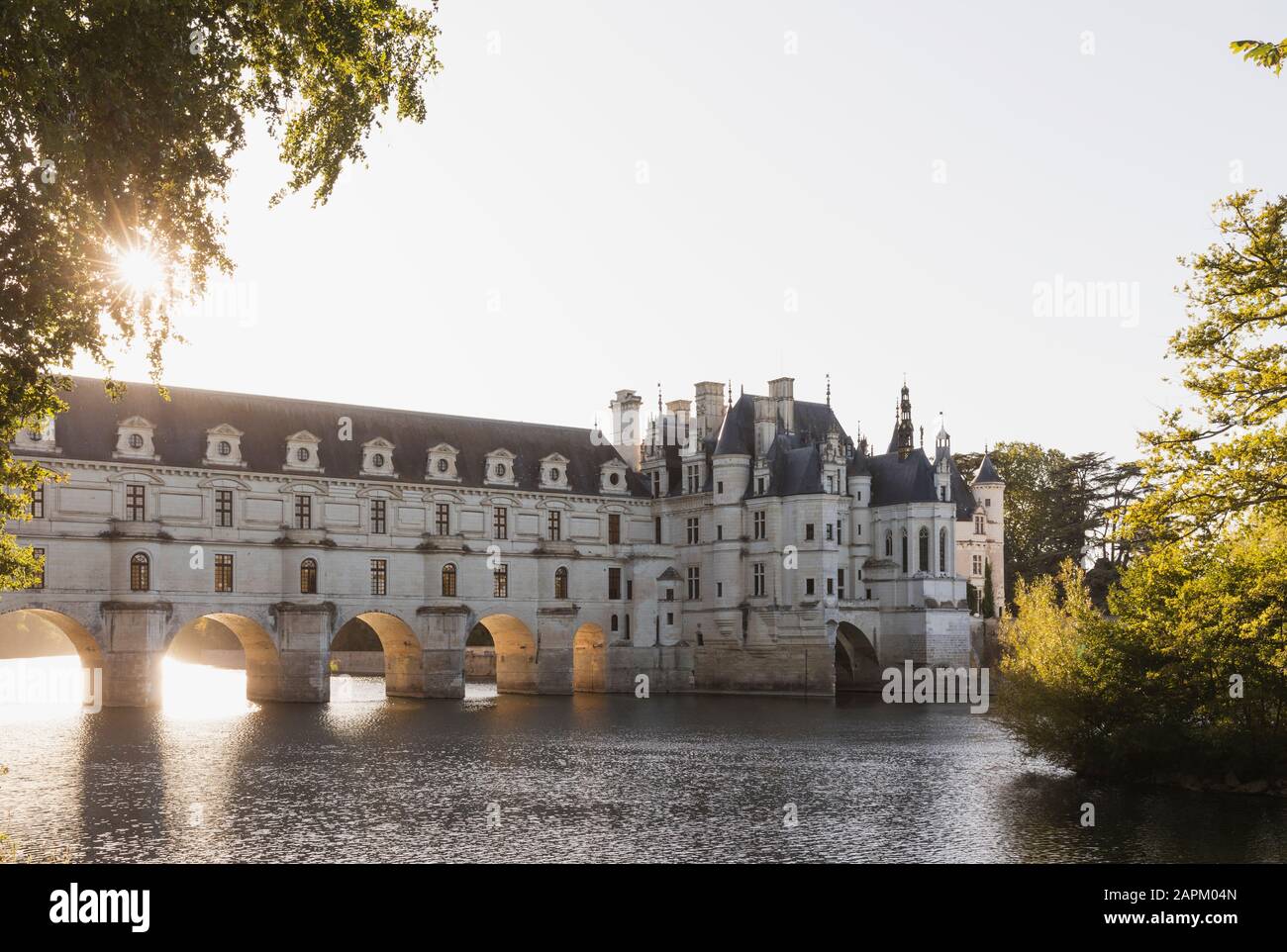 Frankreich, Centre-Val de Loire, Chenonceaux, Chateau de Chenonceau bei Sonnenuntergang Stockfoto