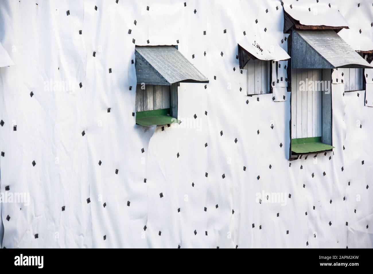 Ein Polka, gepunktet Haus in einem Viertel, Santiago de Cuba, Kuba. Stockfoto